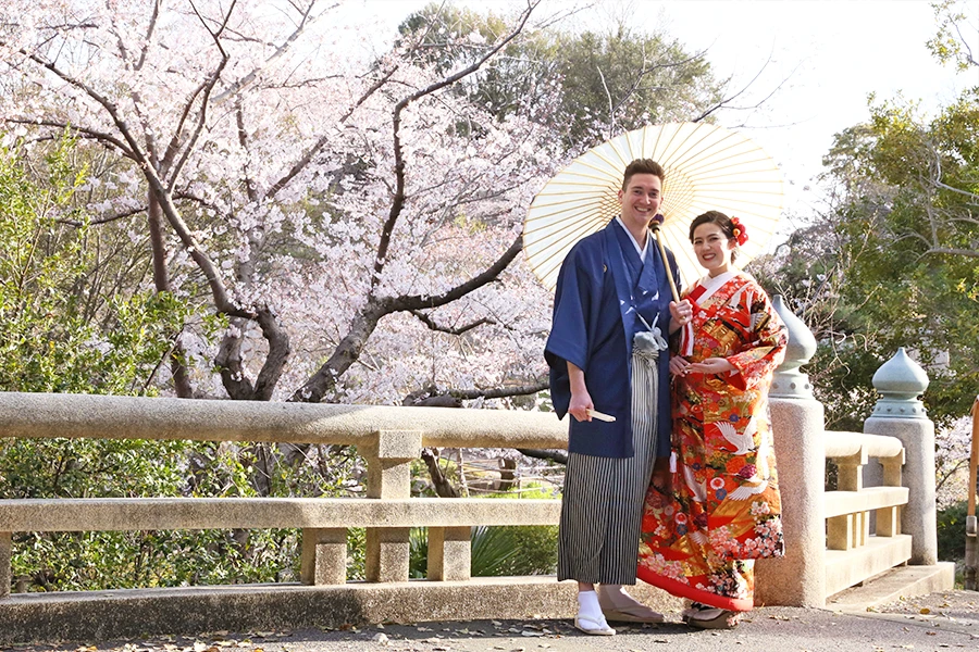 ウェディングフォト春の公園桜ロケ写真04